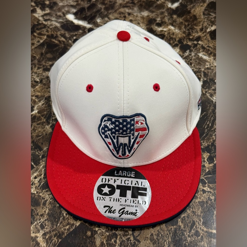 The Game Arizona Diamondbacks Hat Fitted Flex Cap D-Backs USA Flag Size L NWT